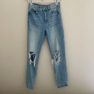 American Eagle Mom Jeans